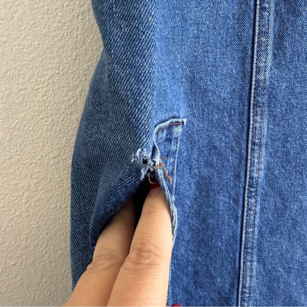 Denim Dress w/ Pockets (Box D) - Picture 4 of 7